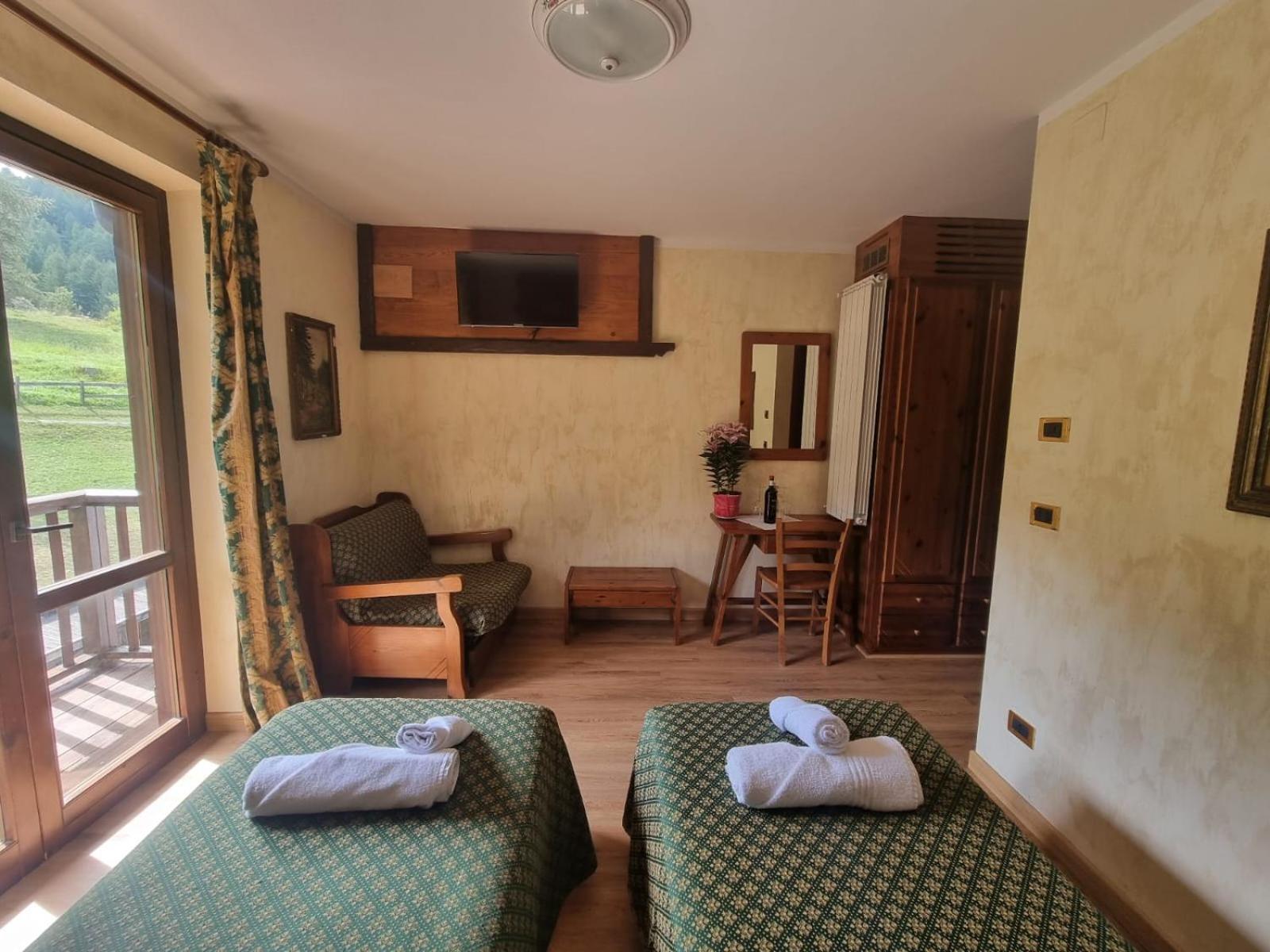 Park Hotel Gran Bosco Oulx エクステリア 写真