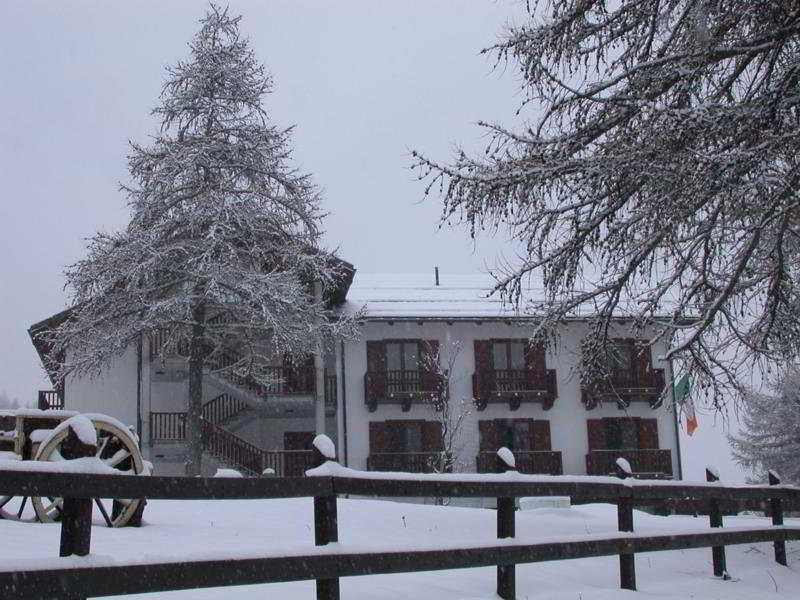 Park Hotel Gran Bosco Oulx エクステリア 写真