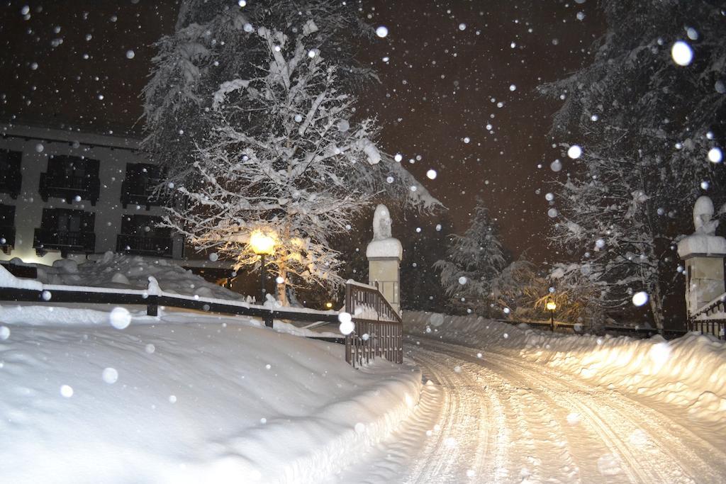 Park Hotel Gran Bosco Oulx エクステリア 写真